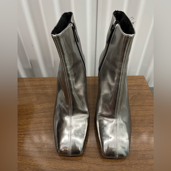 Crosswalk Chrome Silver Heeled Boots - Picture 3 of 6